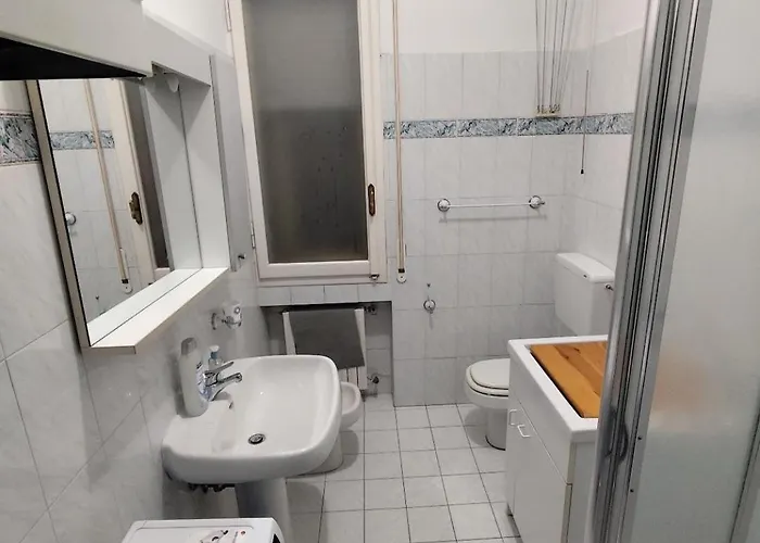 아파트 House Near Station - Bolognina - Erbosa *